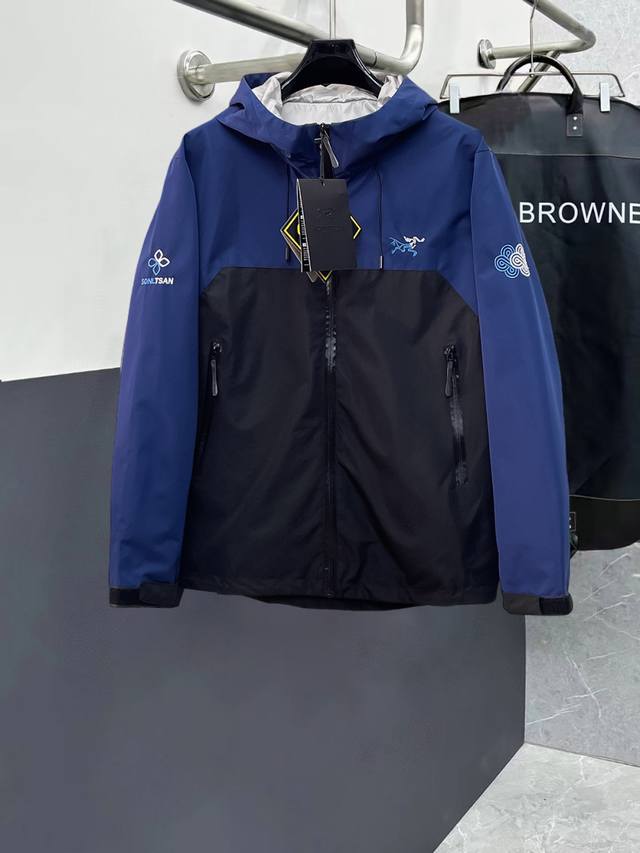 Arc'teryx High-Quality 2025 Spring New Arrival Jacket. A runway new arrival in