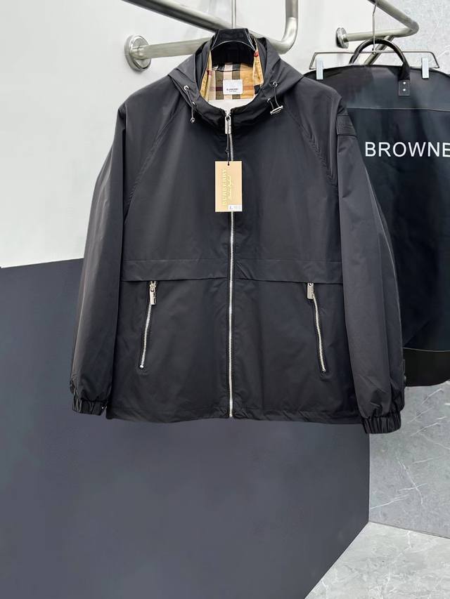 Burberry High-Quality 2025 Spring New Arrival Jacket. A runway piece in perfect