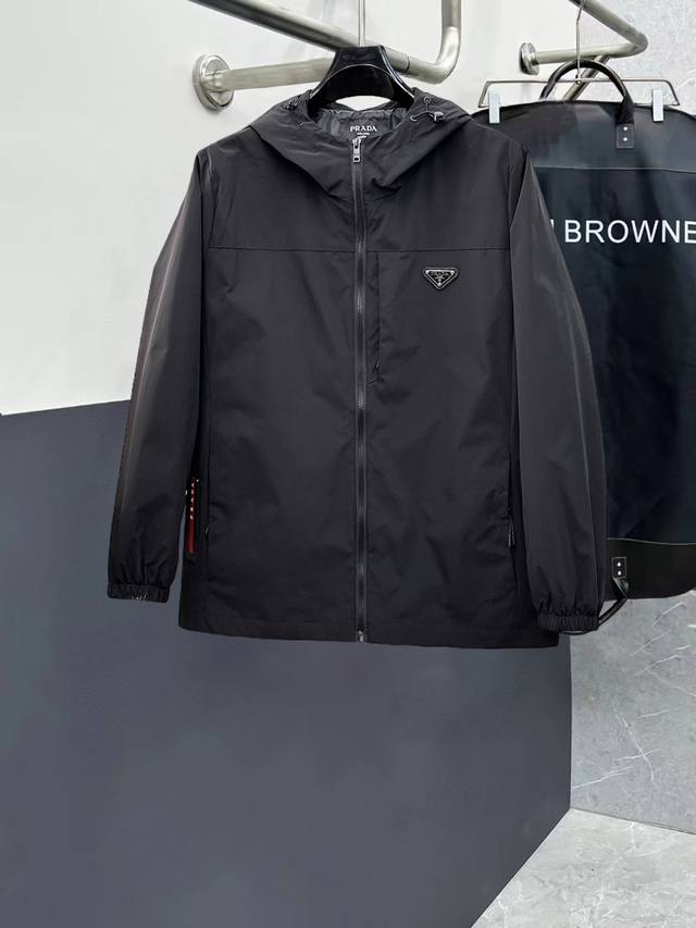 Prada High-Quality 2025 Spring New Arrival Jacket. A runway piece in perfect co
