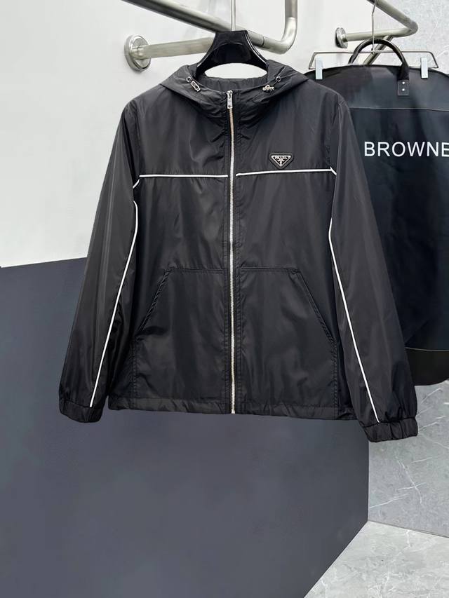 Prada High-Quality 2025 Spring New Arrival Jacket. A runway piece in perfect co