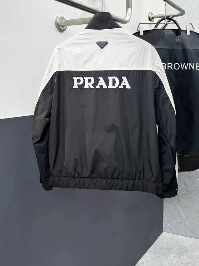 Prada High-Quality 2025 Spring New Arrival Jacket. A runway piece in perfect co