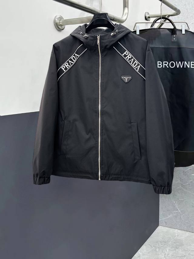 Prada High-Quality 2025 Spring New Arrival Jacket. A runway piece in perfect co