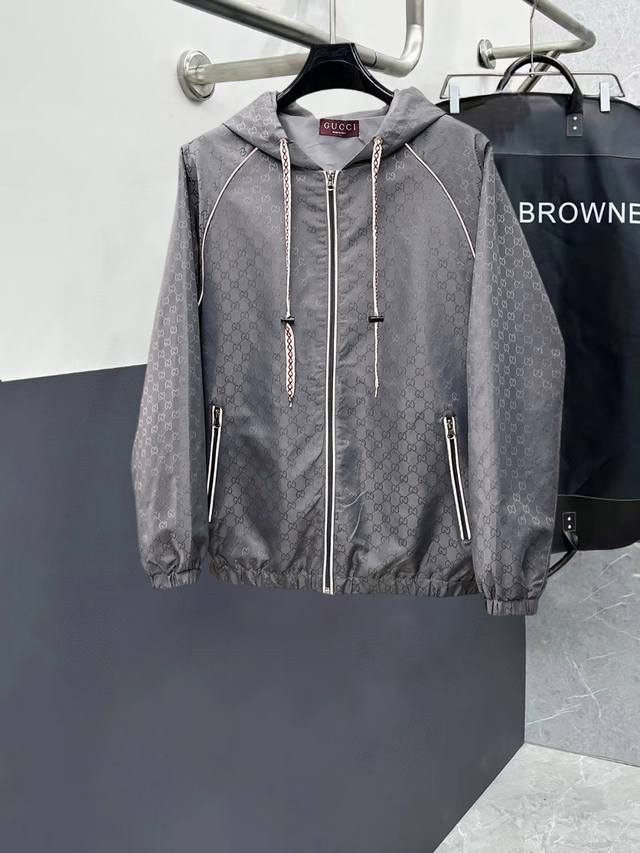 Gucci High-Quality 2025 Spring New Arrival Jacket. A runway piece in perfect co