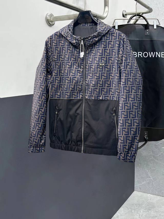 Fendi High-Quality 2025 Spring New Arrival Jacket. A runway piece in perfect co