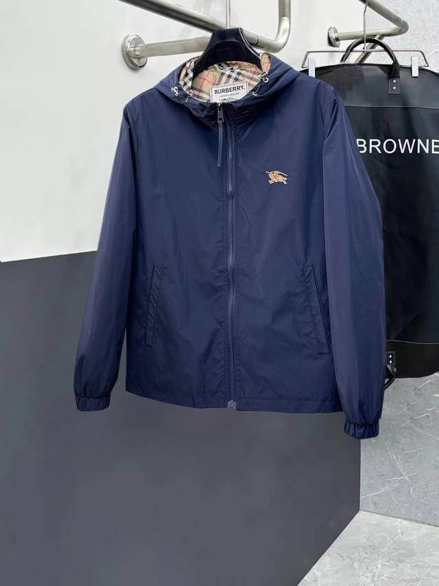 Burberry High-Quality 2025 Spring New Arrival Jacket. A runway piece in perfect