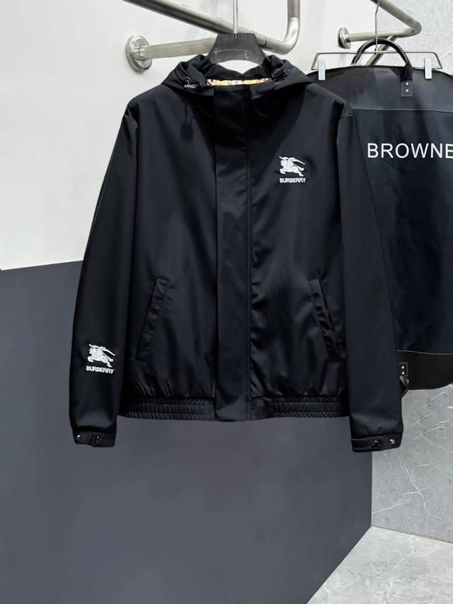 Burberry High-Quality 2025 Spring New Arrival Jacket. A runway piece in perfect