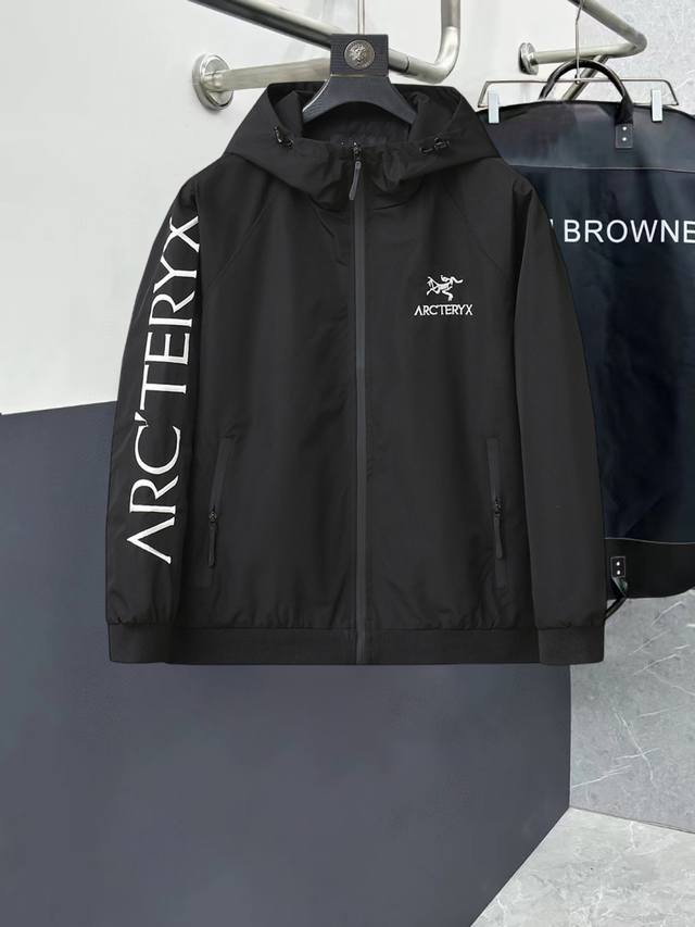 Arc'teryx High-Quality 2025 Spring New Arrival Jacket. A runway new arrival in
