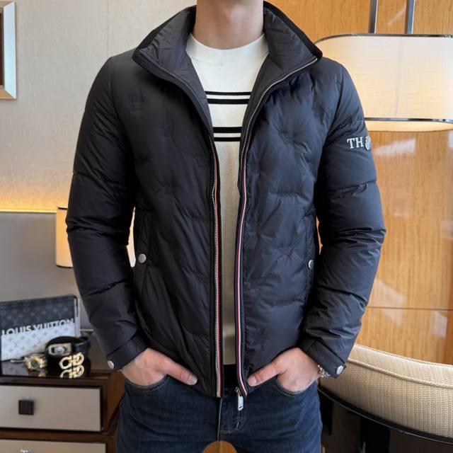 Tb 2025 Winter New Men's Down Jacket, high-quality design, a must-have for any m