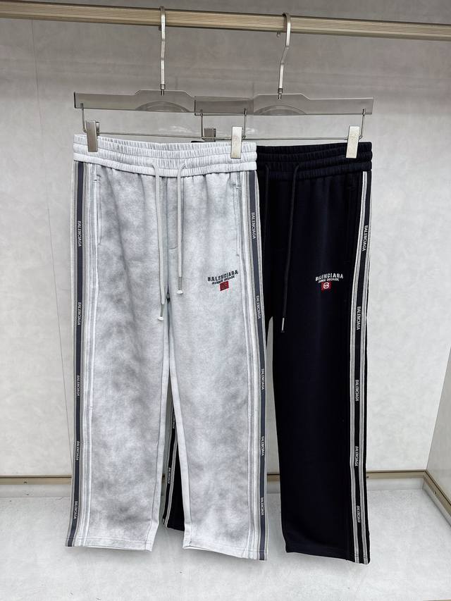 Balenciaga 2025 Fall/Winter New Casual Pants! Available simultaneously on the o