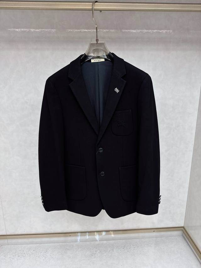 Burberry. 2025 New Business Casual Blazer. Made of a wool-acetate eco-friendly