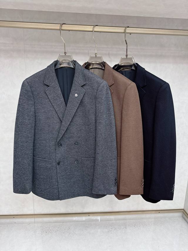 Loro Piana, a sophisticated and elegant double-breasted casual suit for autumn a