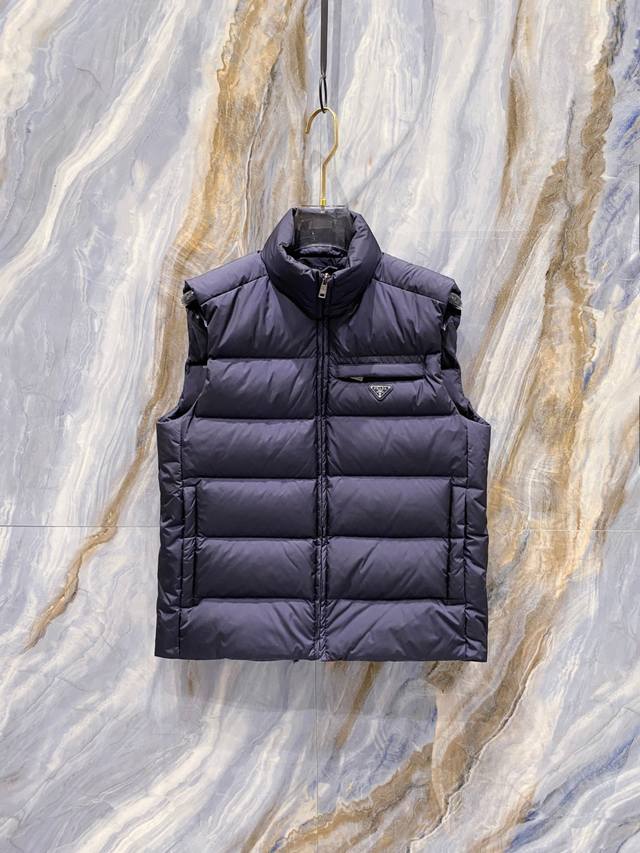 Prada 2025 Fall/Winter New Product Launch, Newest Down Vest Now Available! All