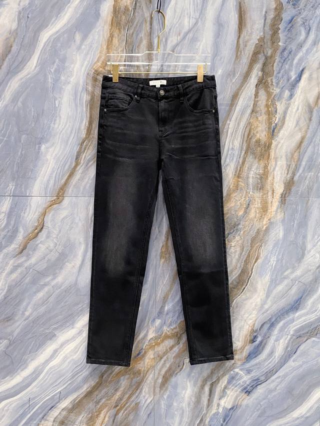 Dior's 2025 Early Autumn collection, featuring embossed logo, slim-fit straight