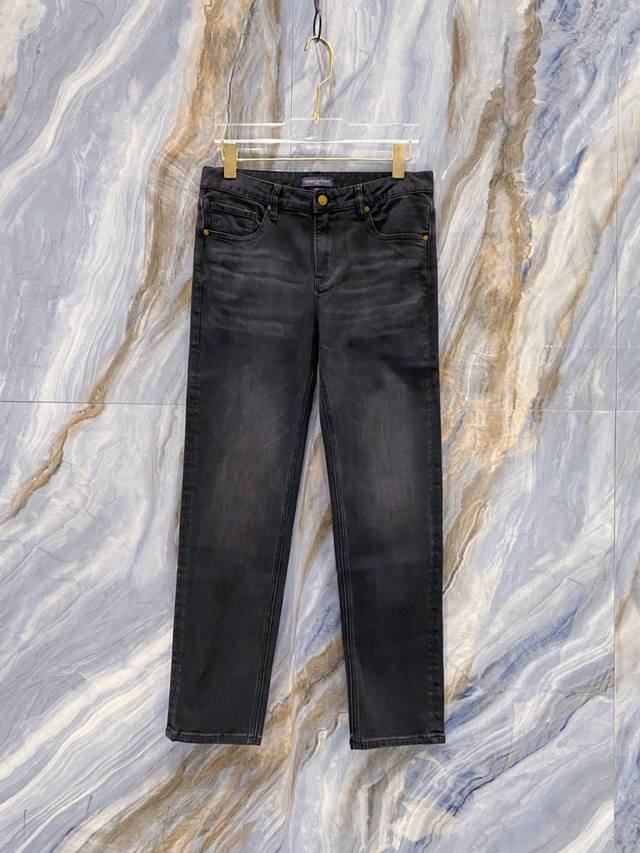 Louis Vuitton 2025 Fall/Winter New Style Belt Pocket Print Slim Fit Black Denim