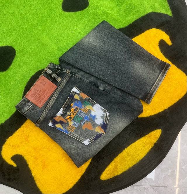 22 New Arrival Exclusive First-of-its-Kind Original Quality Hand-Painted Denim J