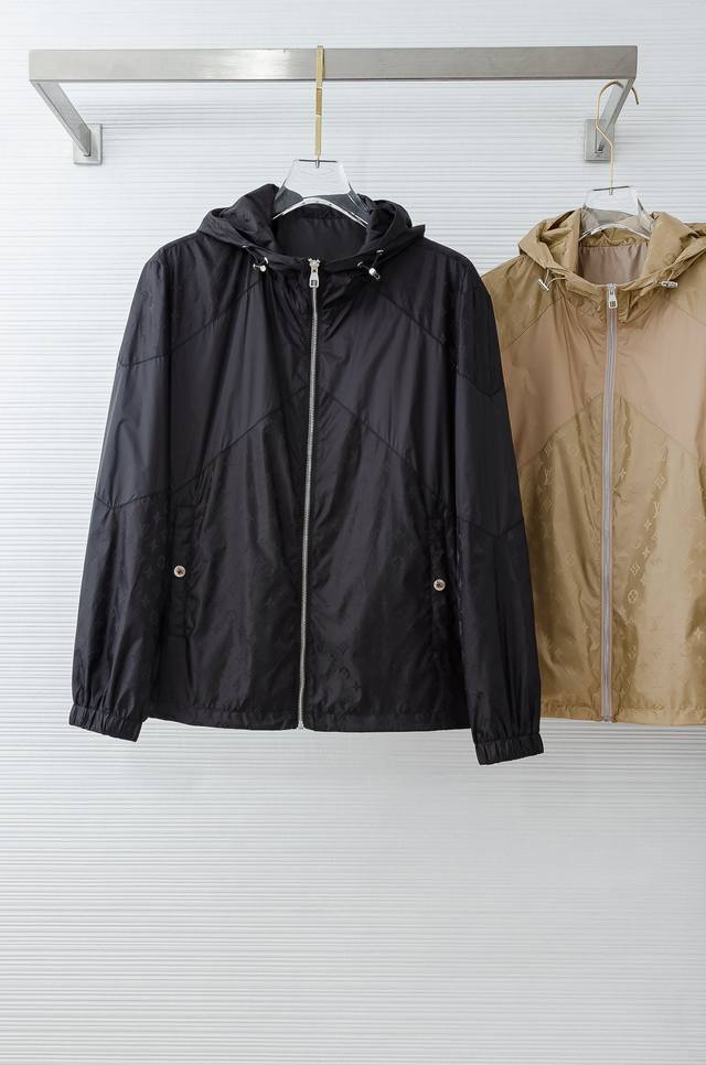 Lv 25Fw Men's Hooded Jacket# This classic style incorporates the currently popul