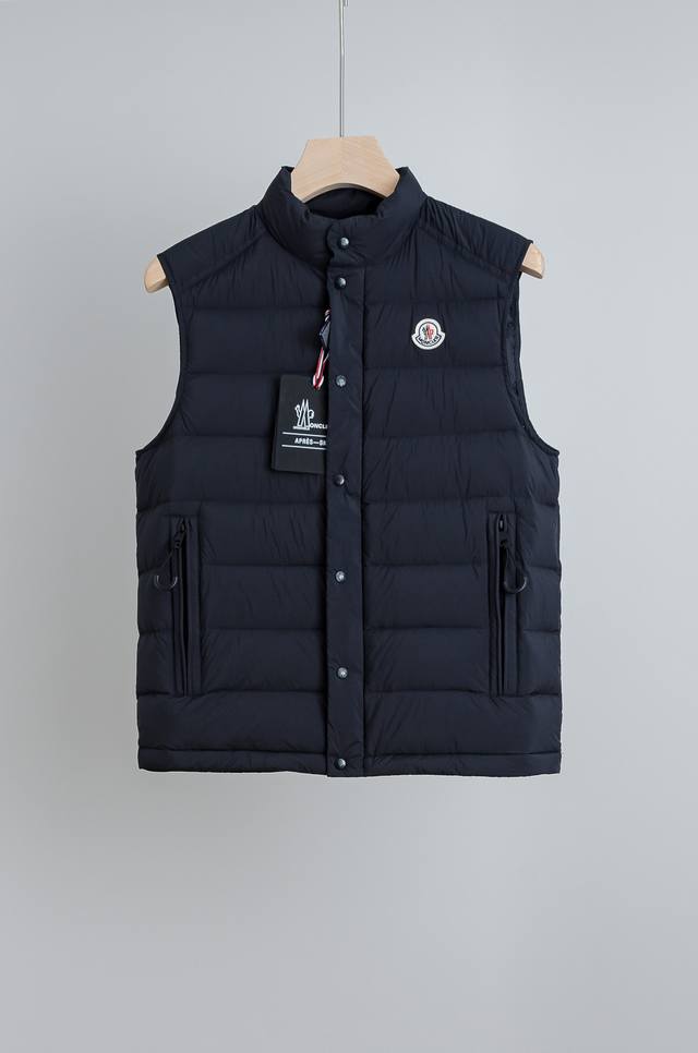 Moncler 5 25Fw Autumn/Winter New Stand Collar Warm Down Vest# Classic Logo Badge