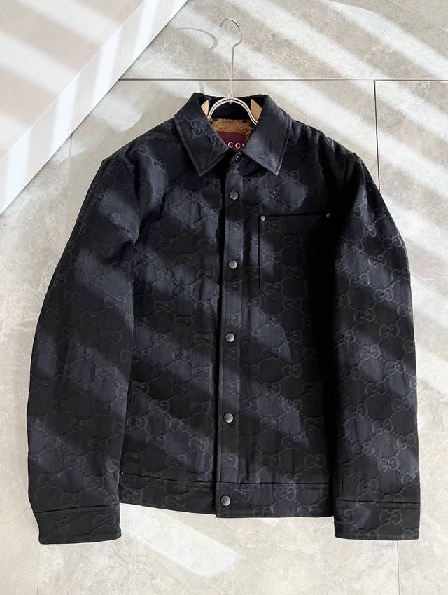 Gucc* 2025 Autumn/Winter Newest Collection! Unisex Denim Jacket, rare find from