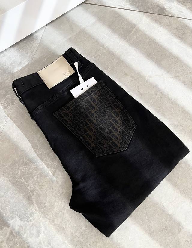 Dio*R 2025 Autumn/Winter Men's Washed Slim Leg Jeans! High-quality goods from a