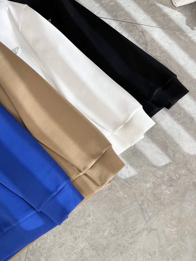 prad*A 2025 Autumn/Winter New Unisex Long-Sleeved Sweatshirt, Latest Style, Excl