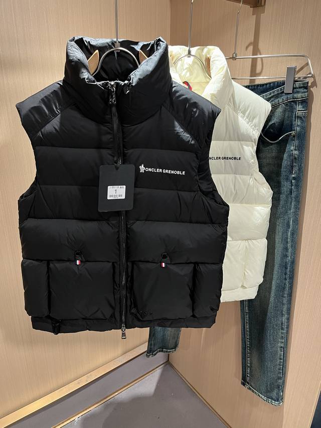 Mon*Ler 2025 Autumn/Winter New Unisex Down Vest! The year's grand finale... A cl