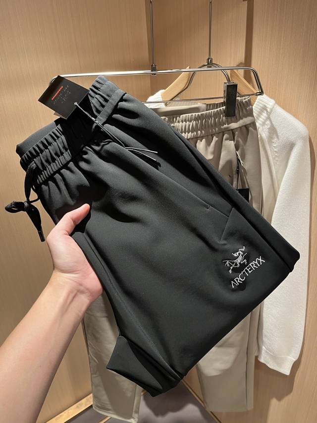 Arcter*X 2025 Autumn/Winter New Casual Sports Style Pants. When it comes to outd
