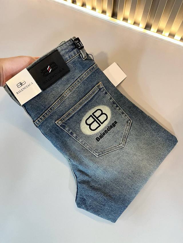 Balenci*Ga Parisian* 2025 Fall/Winter New Jeans. Balenciaga jeans are among the