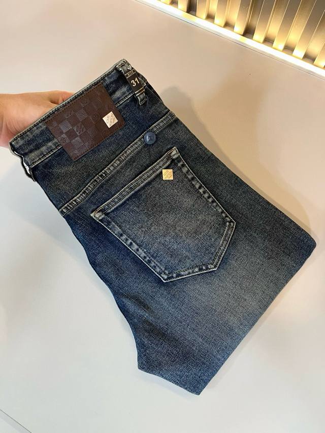 Louis Vuitto 2025 Autumn/Winter New Men's Classic Washed Slim Straight Leg Jeans