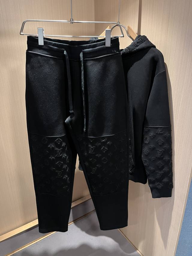 Louis Vuit*On 2025 Autumn/Winter New Collection Suit, a luxurious casual suit, u