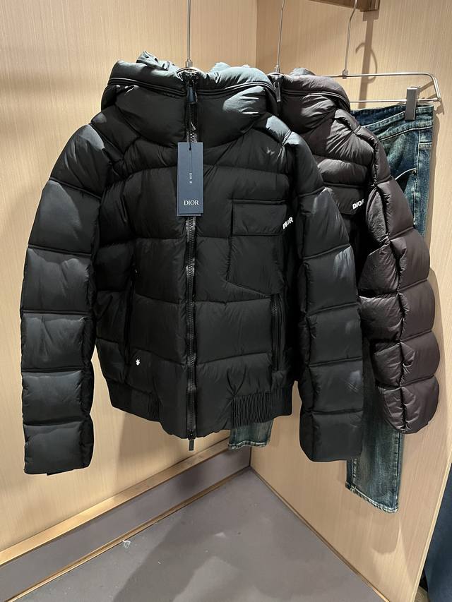 Dio*R 2025 Autumn/Winter Unisex Casual Down Jacket, the latest fashionable casua