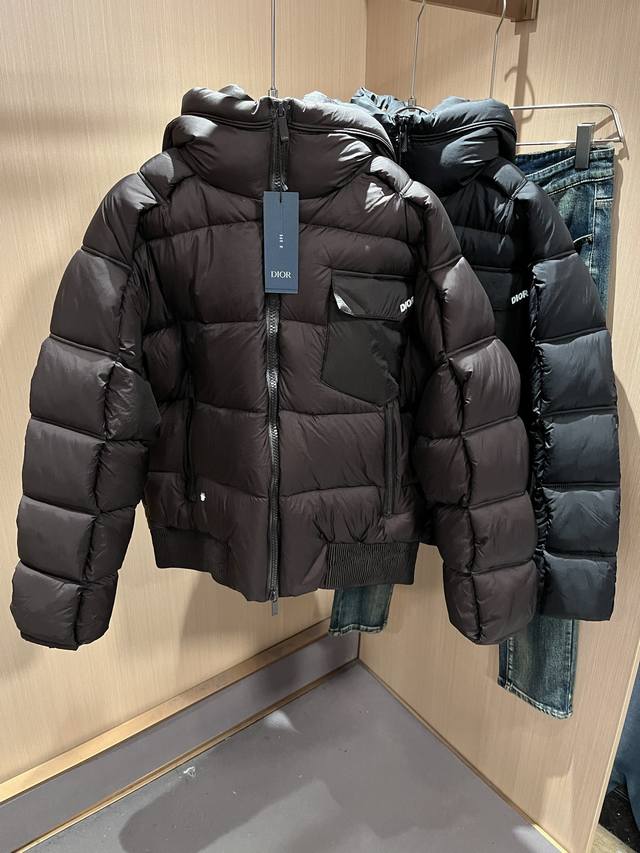 Dio*R 2025 Autumn/Winter Unisex Casual Down Jacket, the latest fashionable casua