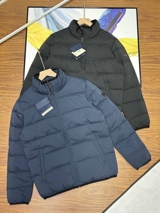 Details: Prada stand-up collar down jacket, Prada men's thickened and warm down