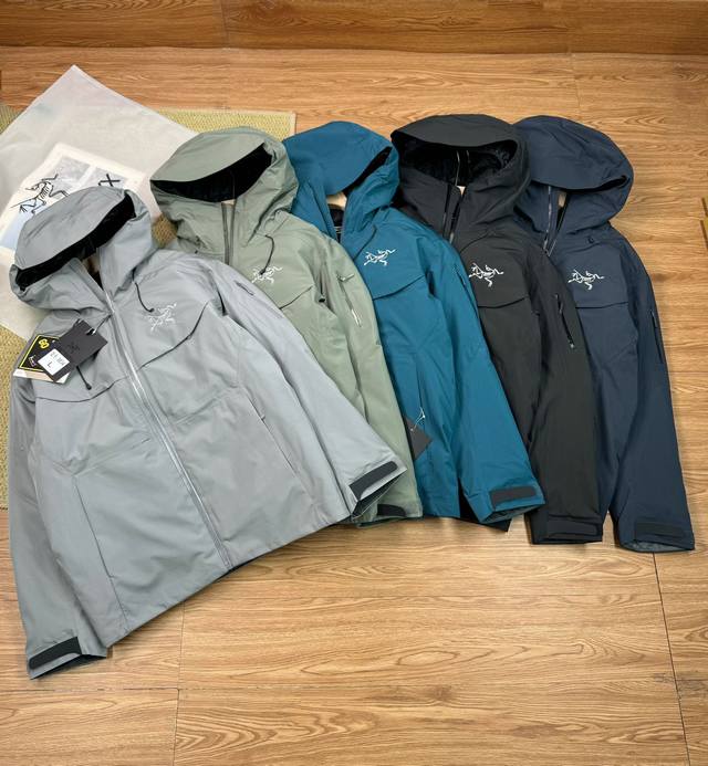 Main Image: Arc'teryx Unisex Classic 3-in-1 Down Jacket for Outdoors~ A major ne