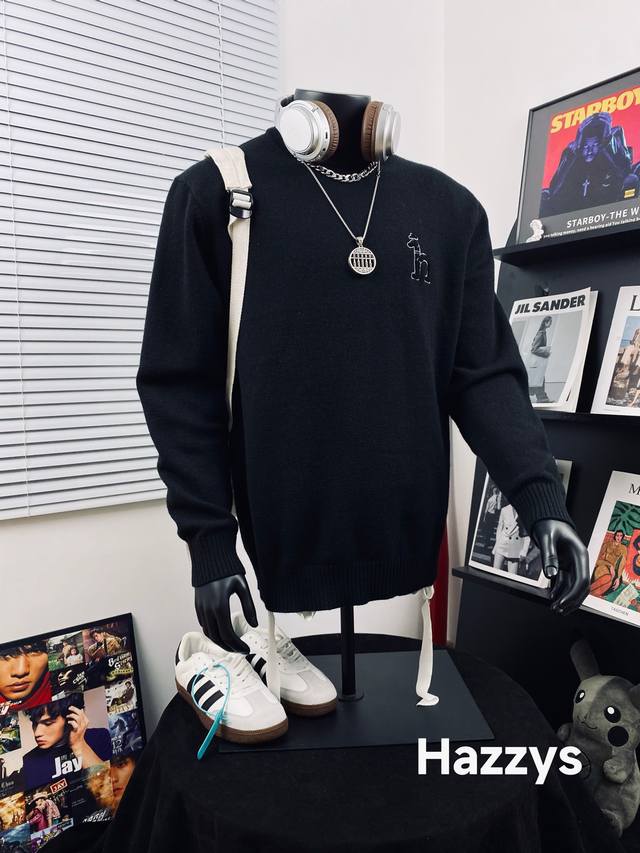 Hazzys Warm Knitted Crew Neck Sweater for Autumn and Winter A must-recommend! Th