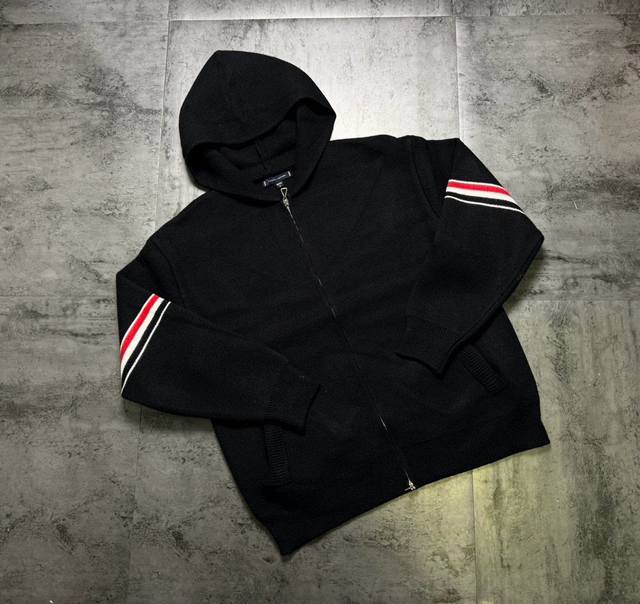 Tommy Collaboration Limited Edition Couple Thick Knitted Sweater Cardigan Ultra-