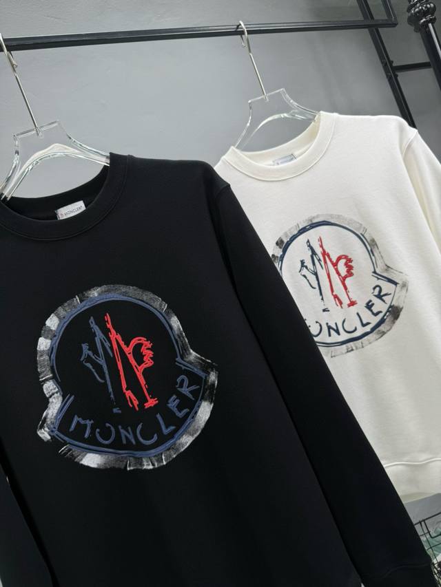 Hot Item Recommendation Moncler 2025 New 3D Printed Crew Neck Sweatshirt High-qu