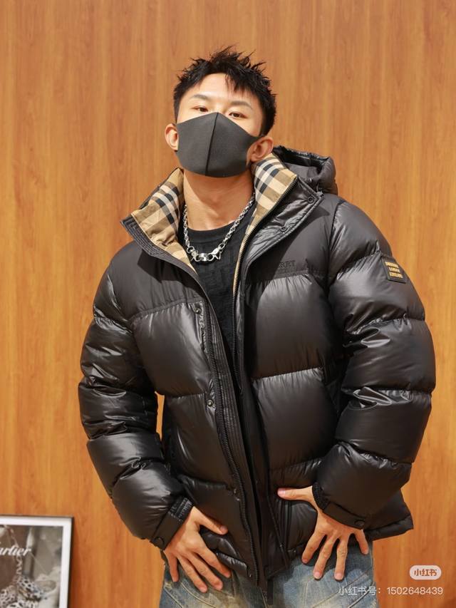 For body consultation, see pictures Burberry