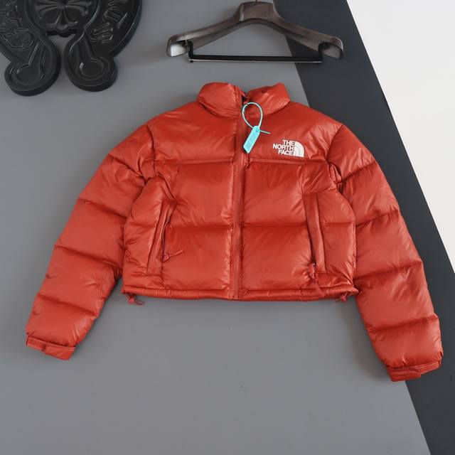 Top-quality real-shot product, distinguishing it from generic goods. Each piece