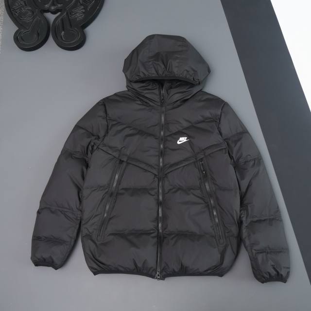 Unauthorized reproduction prohibited. 1:1 replica of official store items, stro