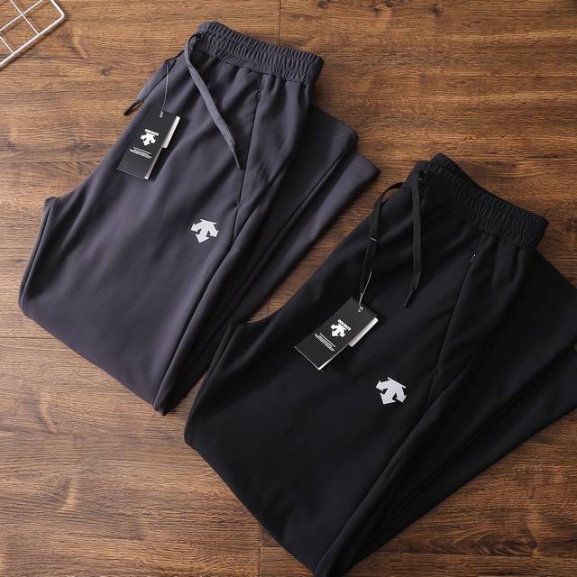 More detailed pictures! Descente Premium Selection ~ Woven Nylon Fabric High-Dra