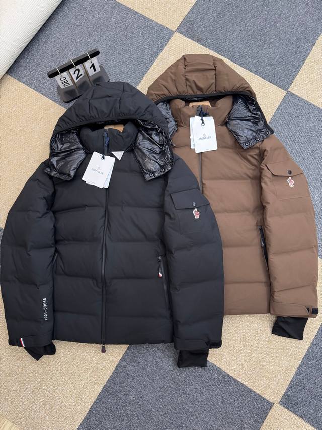 Moncler Matte Maya Down Jacket Craftsmanship Description: Crafted from the bran