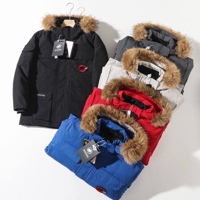 Mammut Red Logo Windproof, Waterproof, and Splash-Repellent Couple Down Jacket O