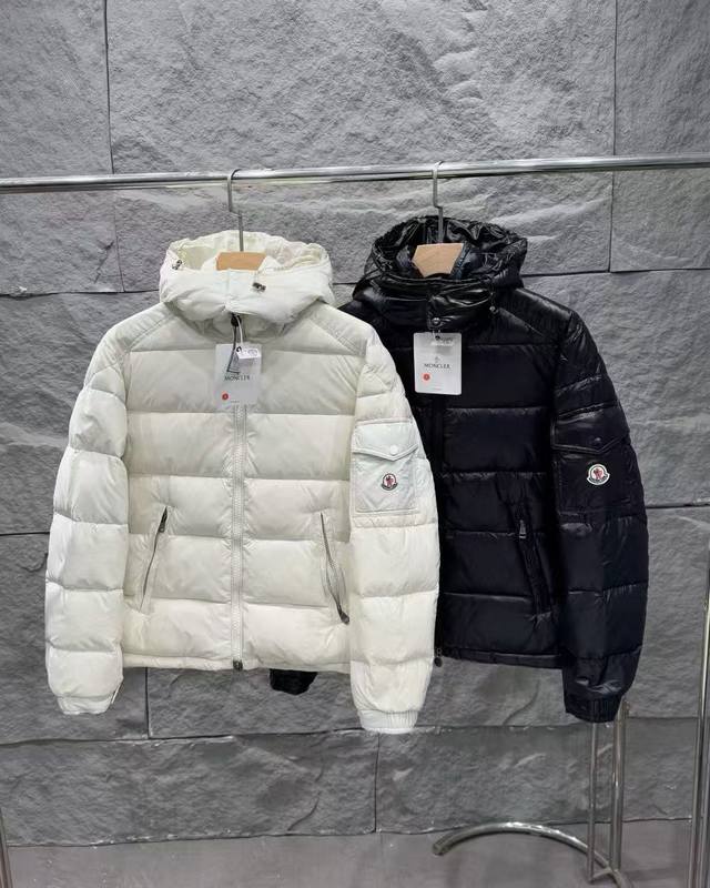 Black and all-white, only a few pieces available Top-tier version | Moncler May
