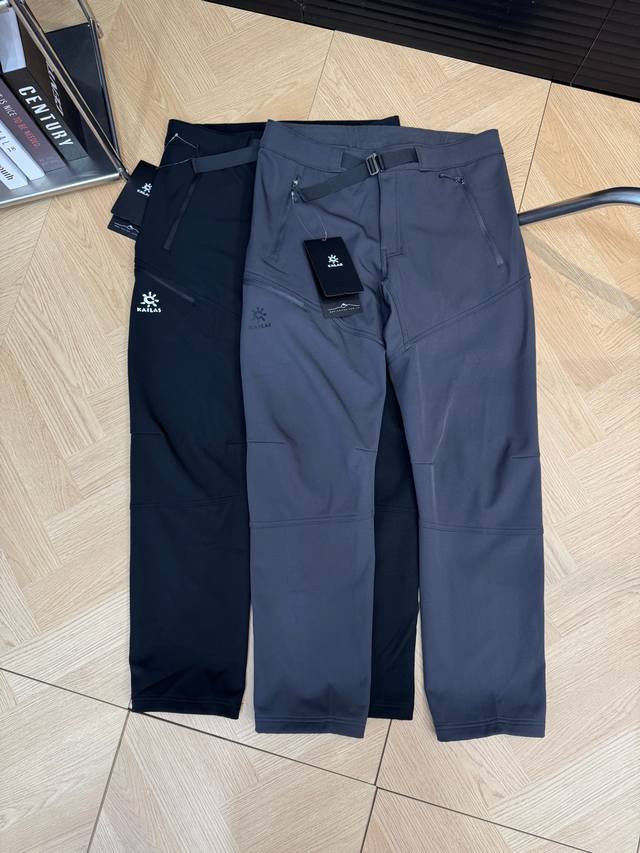 Available for purchase. Colors: Black, Gray. Sizes: M to 3XL. Kailas T9 Fleece-