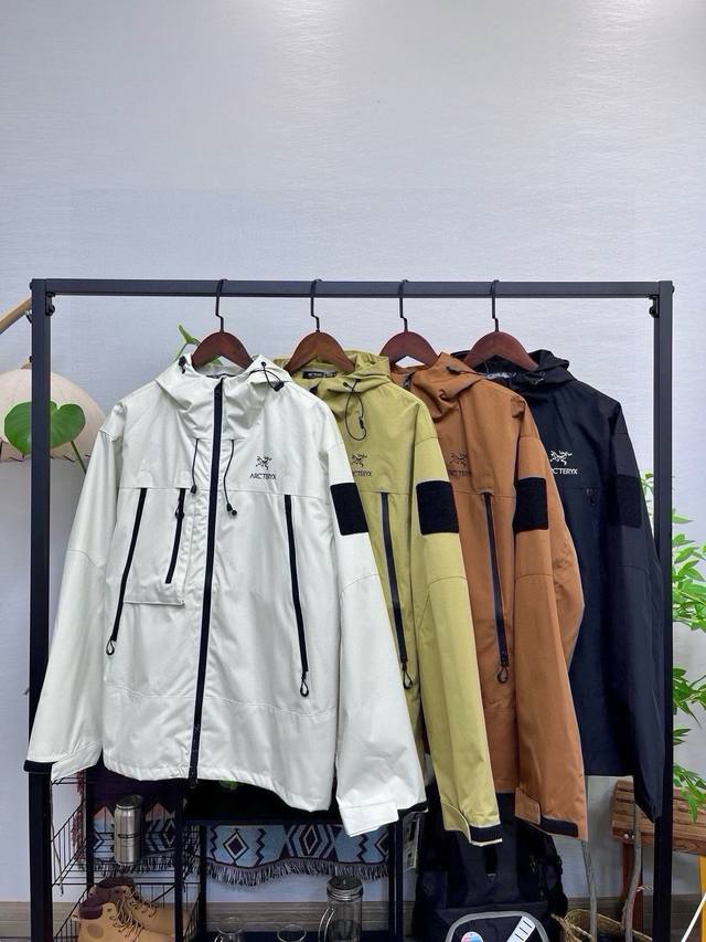 Arc'teryx Multi-Zip Hooded Windbreaker Jacket Arc'teryx multi-zip hooded windbr