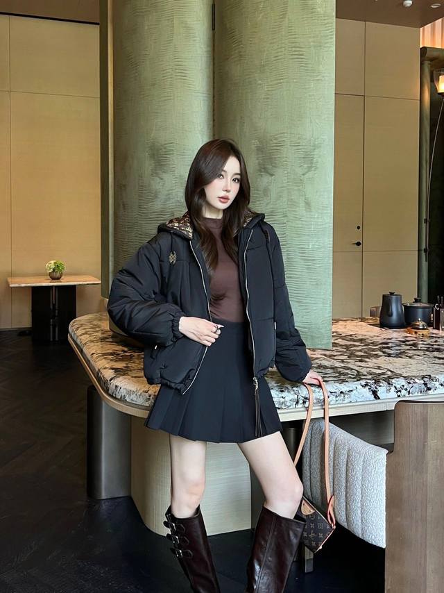 New Arrival! Lv (Donkey) 25Ss New Monogram Lined Hooded Down Cotton Jacket! Dra