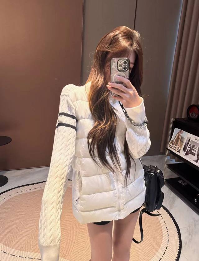 New Arrival Moncler Knitted Patchwork Down Jacket Lightweight yet warm The patc