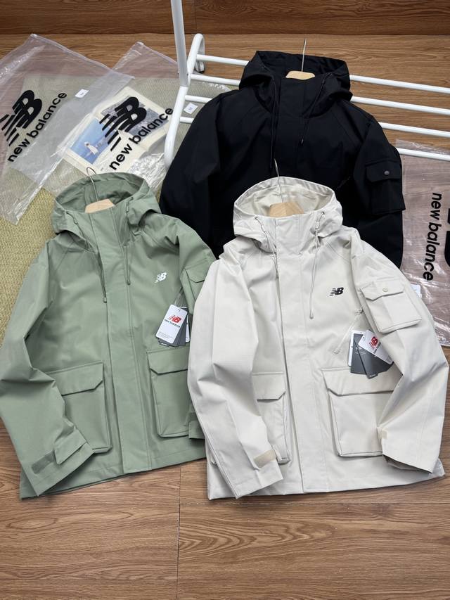 Nb New Balance overseas version workwear couple hooded jacket. A popular item on