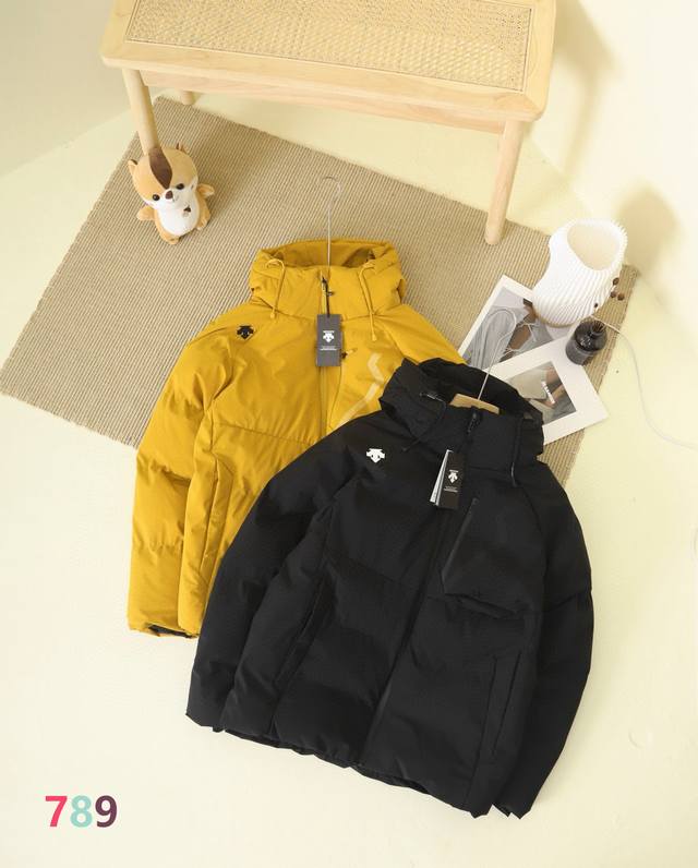 Descente - Descente's highest-version black technology graphene heating thick co