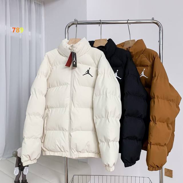 Air Jordan three-color stand-up collar cotton-padded jacket, classic best-sellin